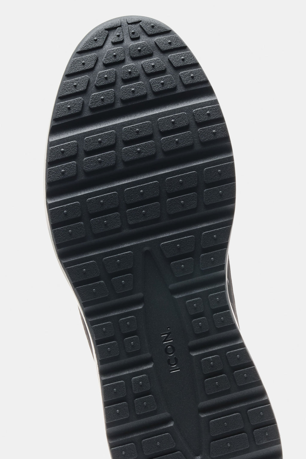 THE AREZZO RUNNER