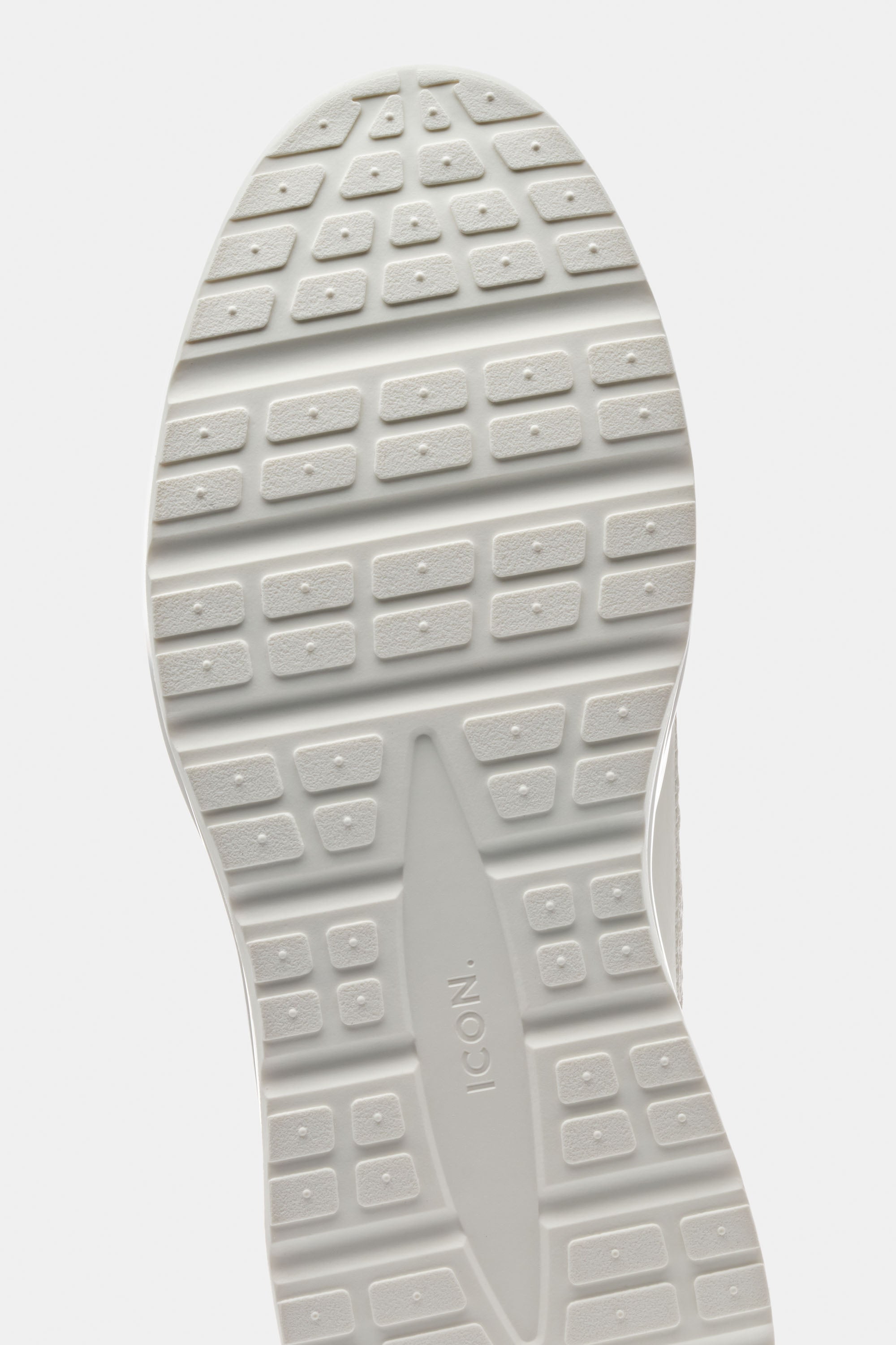 THE AREZZO RUNNER