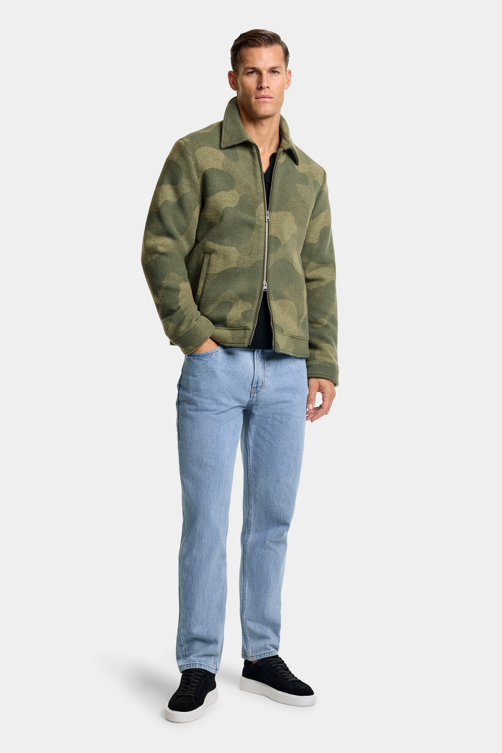 THE GIO SHACKET